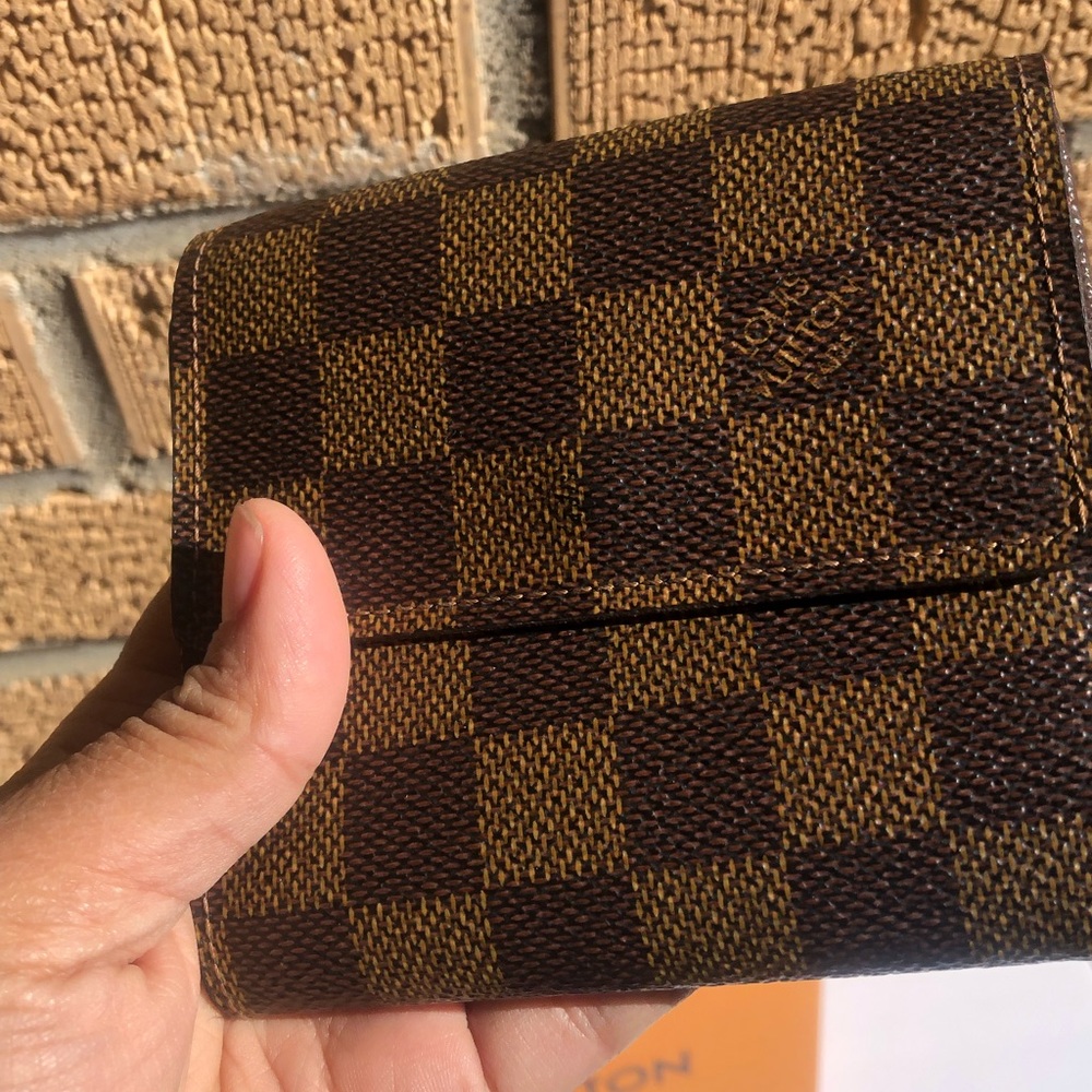 Authentic Louis Vuitton Bi-fold with coin wallet DE - Picture 3 of 13